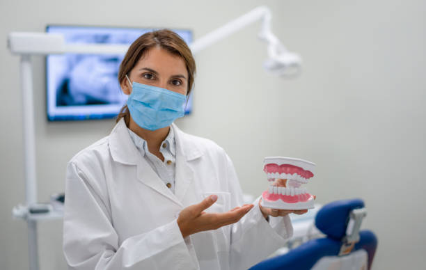Best Emergency Denture Repair in Oak Point, TX